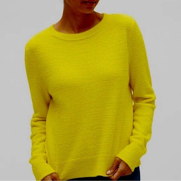 Banana Republic Cozy Crew-Neck Sweater Yellow Sz XXS petite - Picture 2 of 5